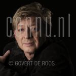 11-03-2005 Benny Neyman in studio te Amsterdam. 

[keywords]Headshot, Eyecontact[/keywords]